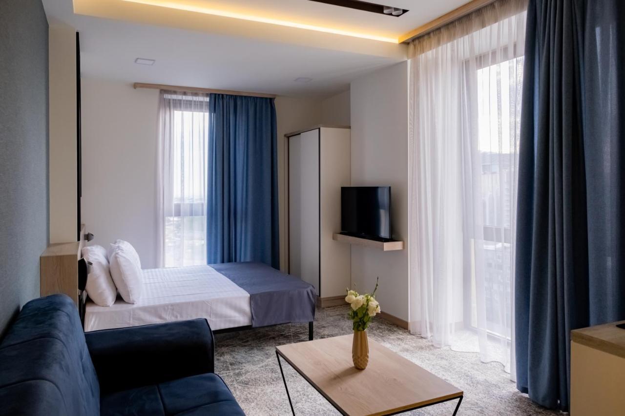 Rooftop Apart-Hotel Ереван Экстерьер фото